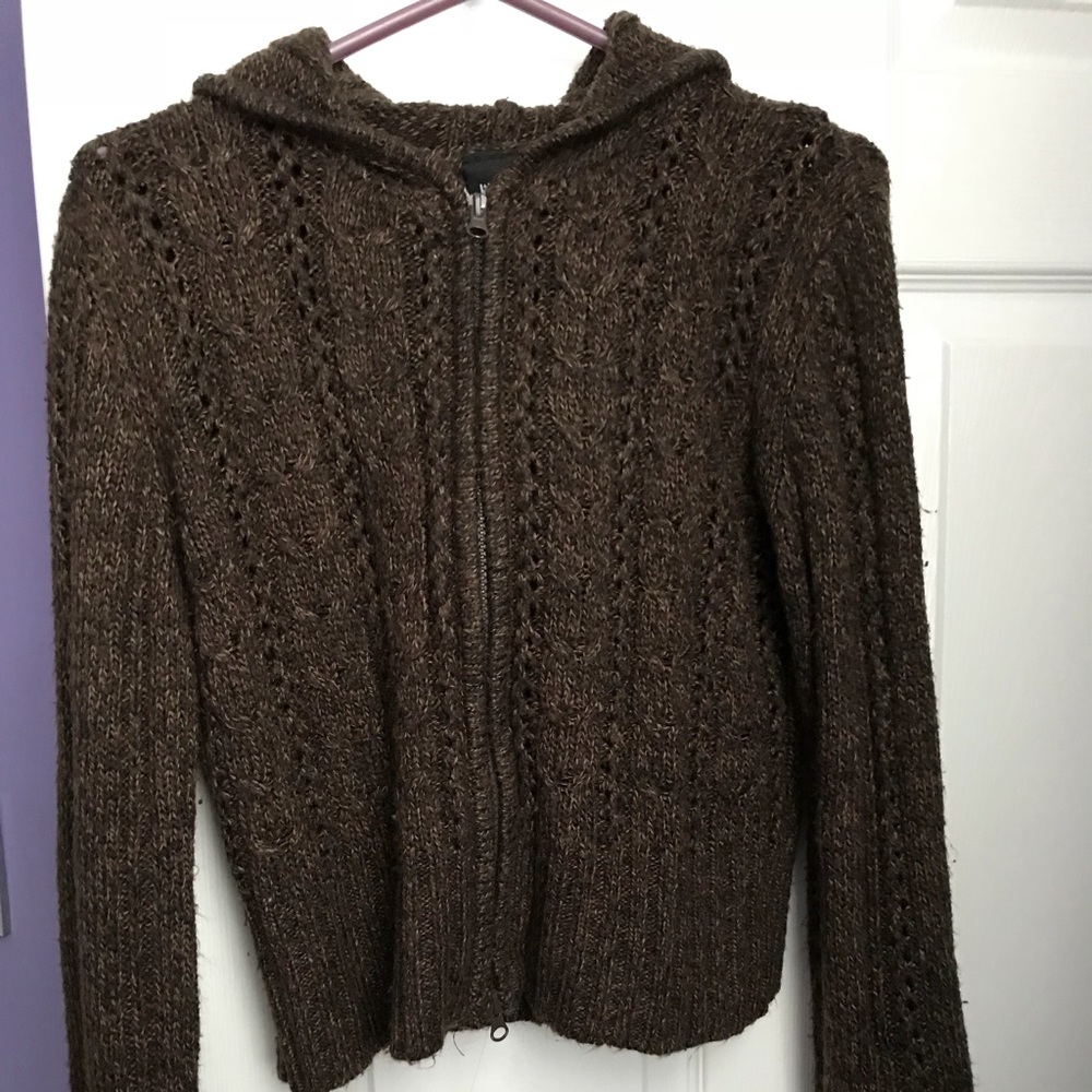 brown zip up sweater